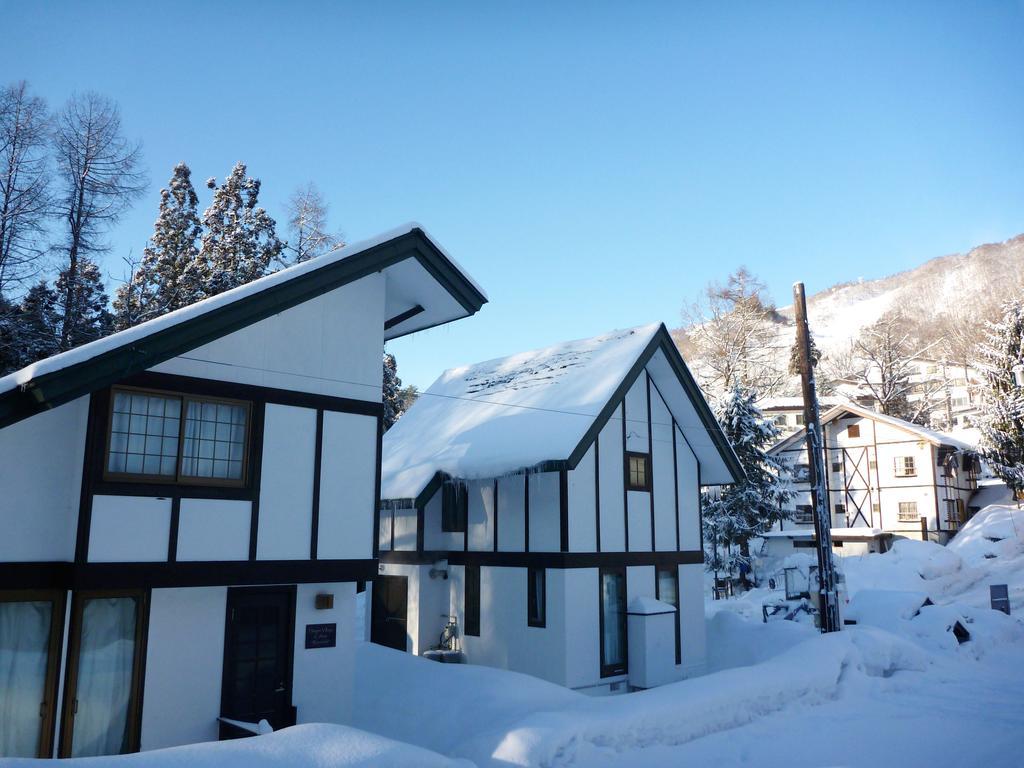 Zen Chalets Hakuba Exteriör bild